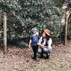 Meet your Posher, Val